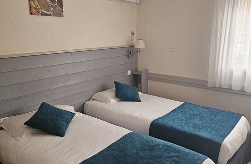 Graulhet Hotel | HOTEL RESTAURANT DU LAC