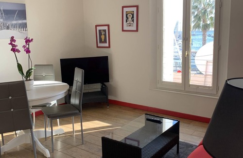 Meze Hotel | Hotel Restaurant du Port