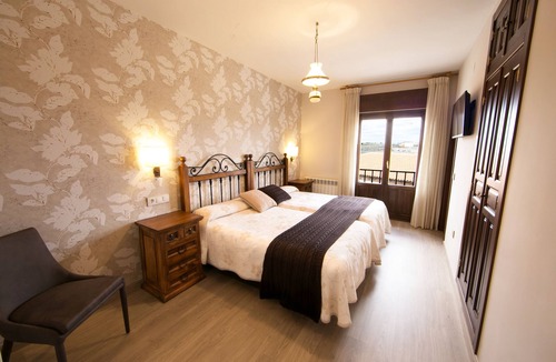 Rioseco de Soria Hotel | Hotel Restaurante Quintanares