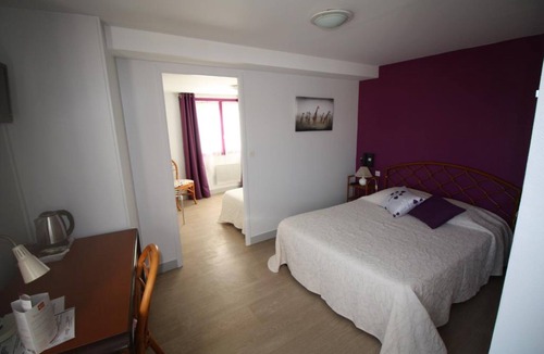 Cailly-sur-Eure Hotel | Hotel Restaurant Les Deux Sapins