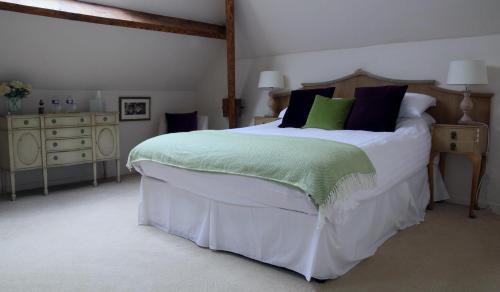 Putanges-le-Lac Hotel | Hotel Restaurant Le Lion Verd
