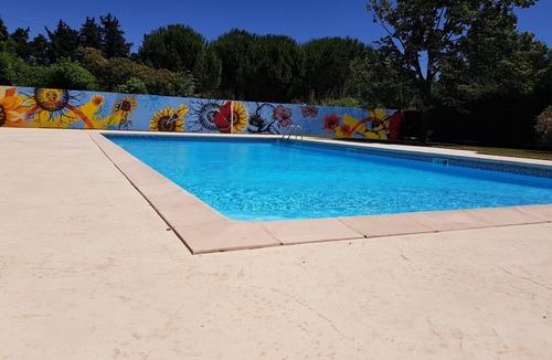Avignon Hotel | Hotel Restaurant La Ferme