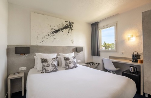 Castelnaudary Hotel | Hotel Restaurant Le Clos Fleuri