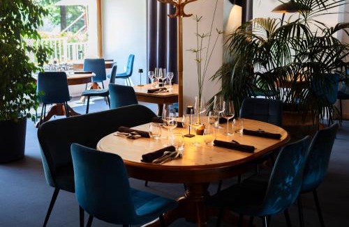 Vieille-Brioude Hotel | Hotel Restaurant Les Glycines