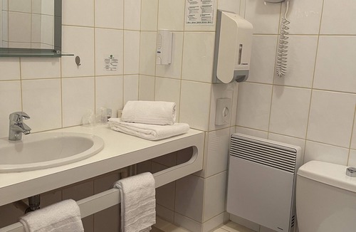 Donzy Hotel | Hotel Restaurant le grand monarque