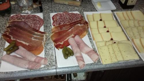 Chouvigny Hotel | Hotel Restaurant Les Gorges de Chouvigny