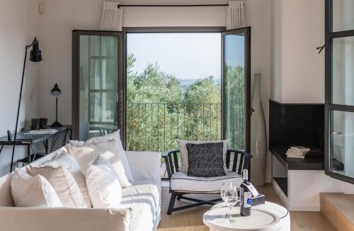 Pau Hotel | Hotel Restaurant Mas Lazuli by Fimedhotels