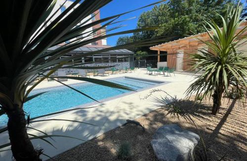 Bouffere Hotel | Hotel Restaurant Saint James, Montaigu-Vendée The Originals Boutique
