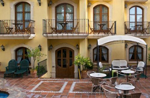 Creixell Hotel | Hotel Restaurante La Masieta