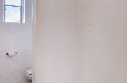 Richmond Hill Hotel | Hotel Richmond Hill ON North