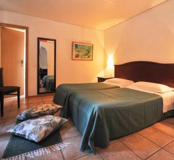Lamone Hotel | Hotel Ristorante Grotto Serta