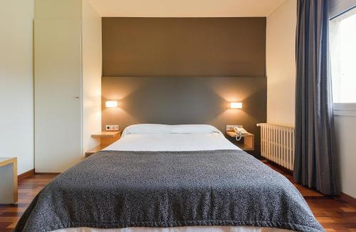 La Pobla de Claramunt Hotel | Hotel Robert