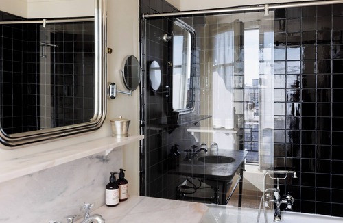 Pigalle Hotel | Hôtel Rochechouart, a Member of Design Hotels – Orso Hotel