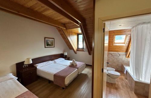 Pla de l'Ermita Hotel | Hotel Romànic