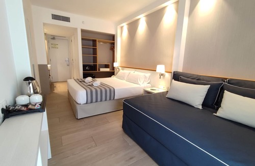 Lloret Town Center Hotel | Hotel Rosamar Es Blau - Adults Only +21