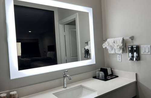 Southbelt/Ellington Hotel | Hotel Royale