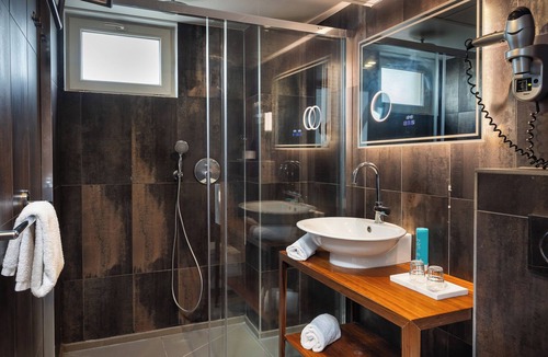 Cros-de-Cagnes Hotel | Hotel Royalmar