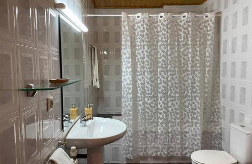 Vilanova d'Escornalbou Hotel | Hotel Rural Cal Amadeu