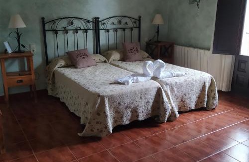 Burbaguena Hotel | HOTEL RURAL El ZAMACÉN