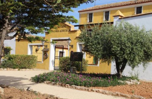 Caudete de las Fuentes House | Hotel rural Entreviñas