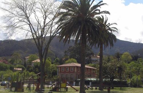 San Julian de Musques Hotel | Hotel Rural Las Palmeras Muskiz