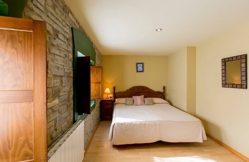 Yanguas Hotel | Hotel rural los Cerezos