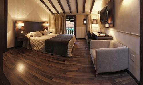 Chinchon Hotel | Hotel Rural Plaza Mayor Chinchon