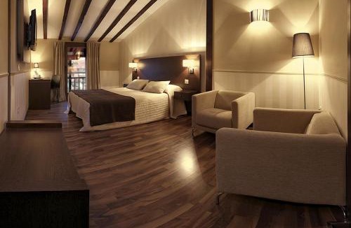 Chinchon Hotel | Hotel Rural Plaza Mayor Chinchon