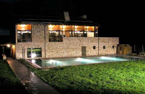 Fresnillo de las Duenas Hotel | Hotel Rural y SPA Kinedomus Bienestar