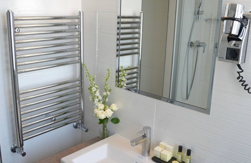 Butte-aux-Cailles Hotel | Hotel Saint Charles Paris