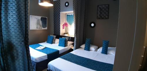 Precigne Hotel | Hotel Saint François Précigné Soirée étape sur demande Proche Sablé-sur-Sarthe