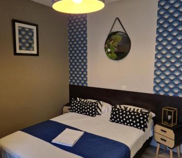 Precigne Hotel | Hotel Saint François Précigné Soirée étape sur demande Proche Sablé-sur-Sarthe