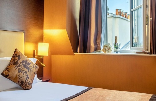 Les Halles Hotel | Hotel Saint Honore 85