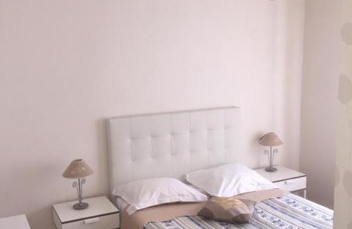 Saint-Donatien Hotel | Hotel Saint Yves