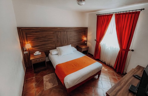 Contepec Hotel | Hotel San Miguel