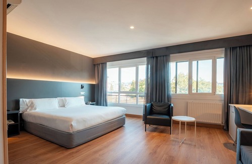 Ermitagana Hotel | Hotel Sancho Ramírez