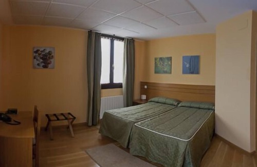 Urquiola Hotel | Hotel Santuario Urkiola