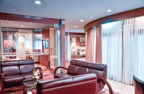 Astana Anyar Hotel | Hotel Savoy Homann