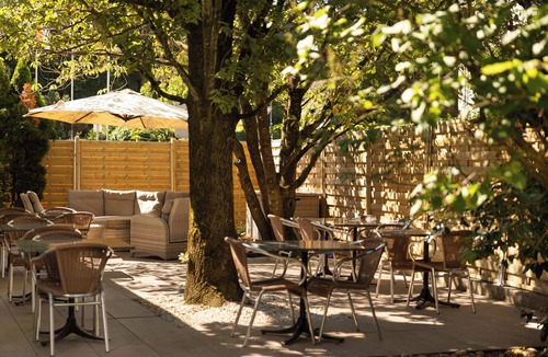 Ipsach Apartment | Hotel Schlössli Garni - Free Parking