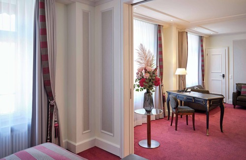 Old Town Hotel | Hotel Schweizerhof Zürich
