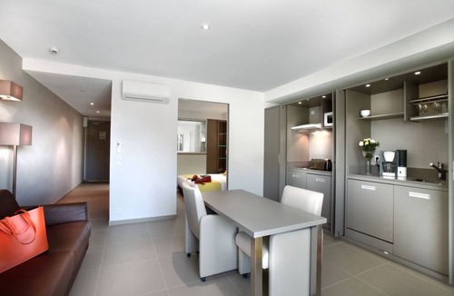 Valbonne Hotel | Hotel Seventeen