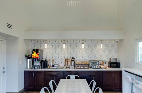 Ontario Hotel | Hotel Seville