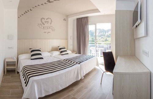 Malgrat de Mar Hotel | Hotel Sorra Daurada Splash