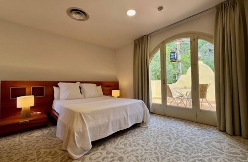 Macanet de Cabrenys Hotel | Hotel Spa La Central - Adults Only
