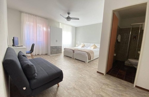 Roveredo Hotel | Hotel Station