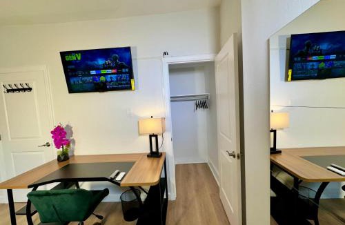 Bergen House | Hotel-Style, No Host, Professionally Managed ID280