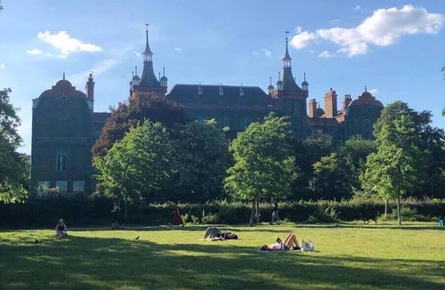 Vassall House | Hotel Style Studio with King Bed +Kitchen