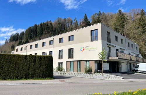 Fischingen Apartment | Hotel Swiss Bellevue Oberwangen