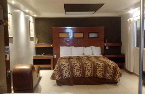 La Joya Hotel | Hotel Tapatio