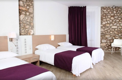 Tarascon-sur-Ariege Hotel | Hotel TerraNostra